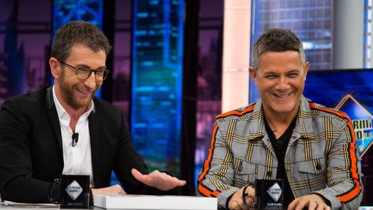 Pablo Motos muestra el regalo especial que le ha hecho Alejandro Sanz